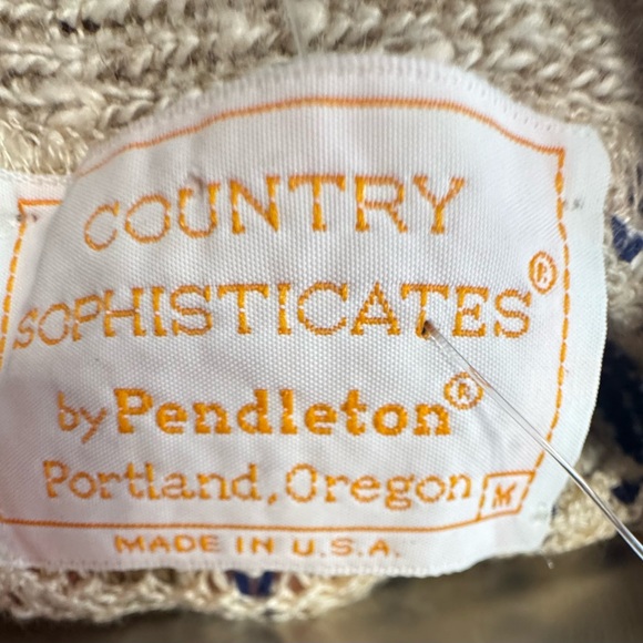 Pendleton Beige and Navy Women's Cardigan - Picture 2 of 4